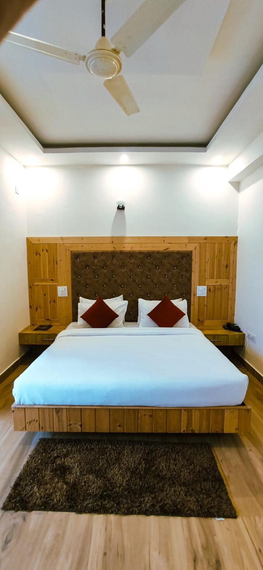 Queens Hill By Edge Mussoorie Exterior foto
